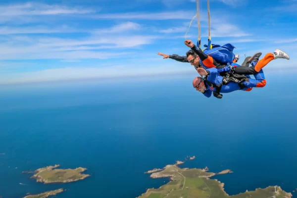 Chute libre saut en parachute tandem Ouessant