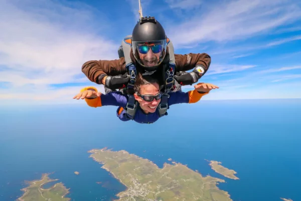 Chute libre en tandem à Ouessant